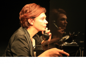 Monodrama Vocea umana, regia Sanda Manu, distributie Oana Pellea, in cadrul Festivalului International de Teatronetto din Yafo, 7 aprilie 2015, ora 2000, Teatrul Nalagaat