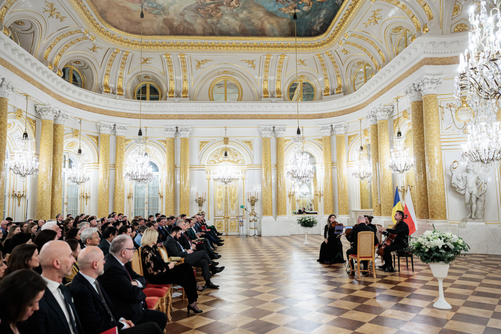 Ziua Solidaritatii romano-polone la Varsovia recitalul Cvartetului Arcadia si promovarea Concursului George Enescu