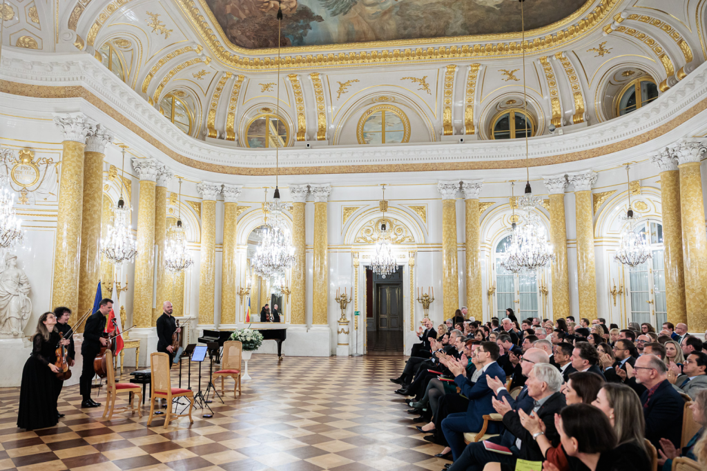 Ziua Solidaritatii romano-polone la Varsovia recitalul Cvartetului Arcadia si promovarea Concursului George Enescu