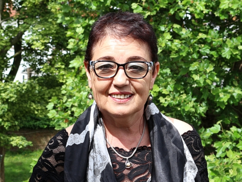 Adriana Pietrăreanu