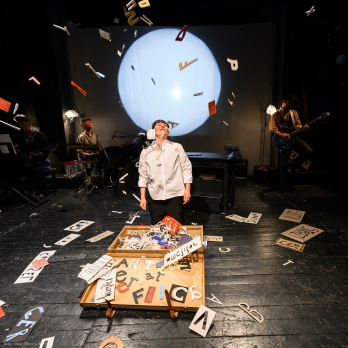 Songs that Scare Away Fear, foto Nicu Cherciu, Teatrul National Lucian Blaga