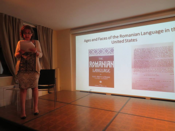 Dr Mona Momescu, sustinand conferinta Varste si chipuri ale limbii romane in SUA ICR New York, 31 august 2017