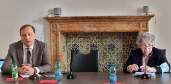 Cristian Luca (Istituto Romeno di Cultura e Ricerca Umanistica di VeneziaUniversita del Danubio Meridionale di Galati), Marius Paduraru (Museo Regionale Arges di Pitesti), Medici e speziali, cittadini e sudditi della Repubblica di Venezia, a Costantinopo