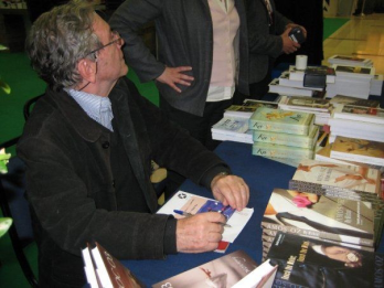 Amos Oz la Targul International de Carte de la Ierusalim 2009