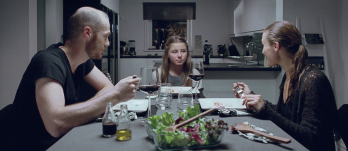 cadru din Family Dinner