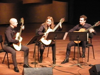 concert, 15 aprilie