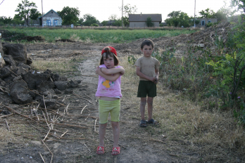 Copii la Hagi Curda (sudul Basarabiei  Bugeac, regiunea Odesa, Ucraina)