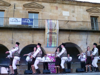 Dansuri romanesti in Spania - Junii Sibiului la Soria, Alicante si Roquetas de Mar