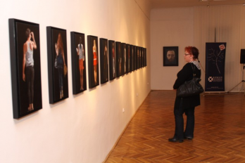 Expozitie de pictura - NOBODY de Roman Tolici