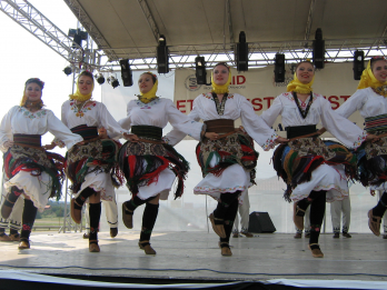 Festival folcloric la Cladovo (Timoc, Serbia)
