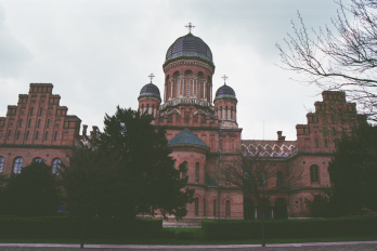 Fosta resedinta a Mitropoliei Bucovinei, azi universitate ucraineana (nordul Bucovinei, regiunea Cernauti, Ucraina)