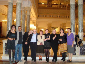 Grupul romanesc la Palatul Ciragan Patricia Suleiman, Dan Lungu, Silvia Kerim, Normal Manea, Simona Sora, Liliana Boscan, Cella Manea, Silvana Rachieru, Alexandra Radulescu