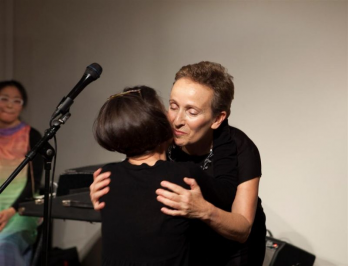 Herta Muller si Sanda Weigl la sediul ICR Stockholm_foto Jean-Baptiste Beranger