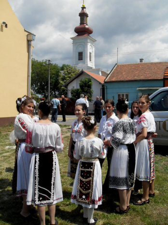 in Voivodina, costumul national este pretuit (Voivodina, Serbia)