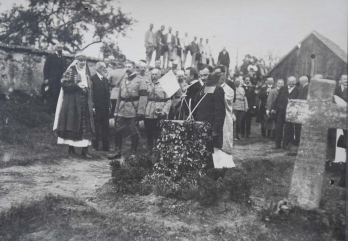 Iuliu Maniu la Cimitirul din Tebea