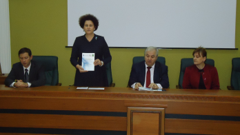Lansarea volumului "Programul de Studii Avansate al Institutului Cultural Roman Mihai Eminescu la Chisinau Conferinte publice"