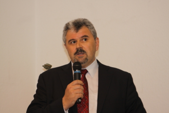 loan GRECU - Linie, volum si mesaj, expozitie de sculptura
