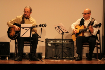 Locomotiva Jazz romano-ungara implineste doi ani - aniversare cu o seara a chitarelor si cu filmul Festivalului de la Garana 
