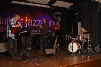 Locomotiva Jazz