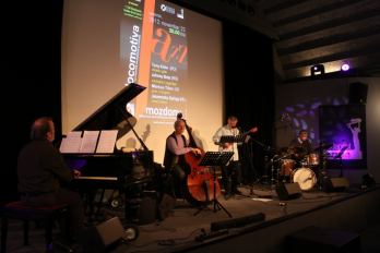 Locomotiva Jazz 