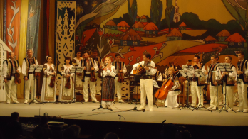 Prima etapa a Festivalului  - Concurs Televizat Pentru Tinerii Interpreti de Muzica Populara Prezinta Orchestra FOLCLOR