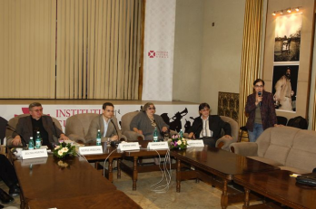 PRO sI CONTRA la ICR - Criterion si presa romaneasca in anii 30