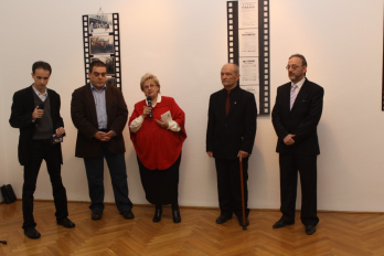 Revolutia romana in imagini pe simezele ICR Budapesta