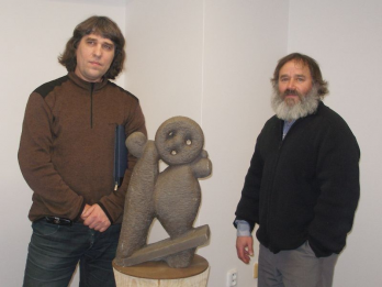 Sa incercam - expozitie de pictura, artefact si sculptura