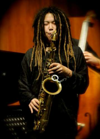 Saxofonistul Li Gaoyang