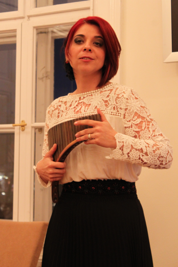 Seara muzicala Oana Lianu si expozitie de carte in cadrul Sarbatorii Francofoniei