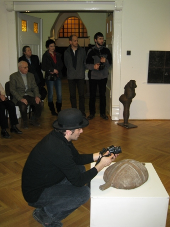 Semn - Simbol, un experiment artistic cu maestri si discipoli