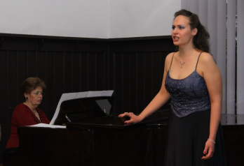 Serata muzicala cu mezzo-soprana Olga Szabo