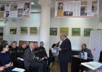 Suita de manifestari la Biblioteca Minicipala BPHasdeu prilejuita de implinirea a 80 de ani de la nasterea poetilor Petru Carare si Grigore Vieru
