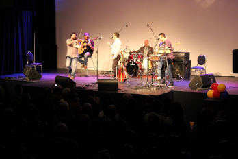 Toronto (duminica, 1 decembrie 2013, ora 1800, Sala Kobayashi, Japanese Canadian Cultural Center)