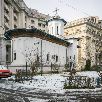 Verku?ndigungskirche der Nonnen-Einsiedelei, Bukarest, Anton Roland Laub, Serie Mobile Churches, 2013-2017