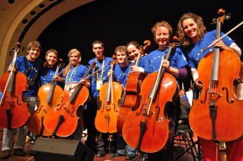 violoncele  copyright Zachary Franklin